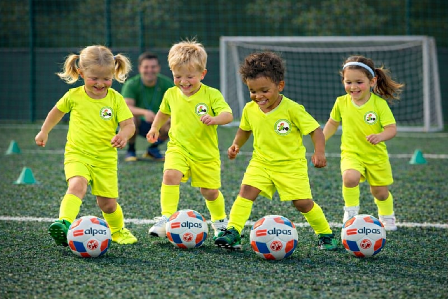 FUSSBALLKINDERGARTEN